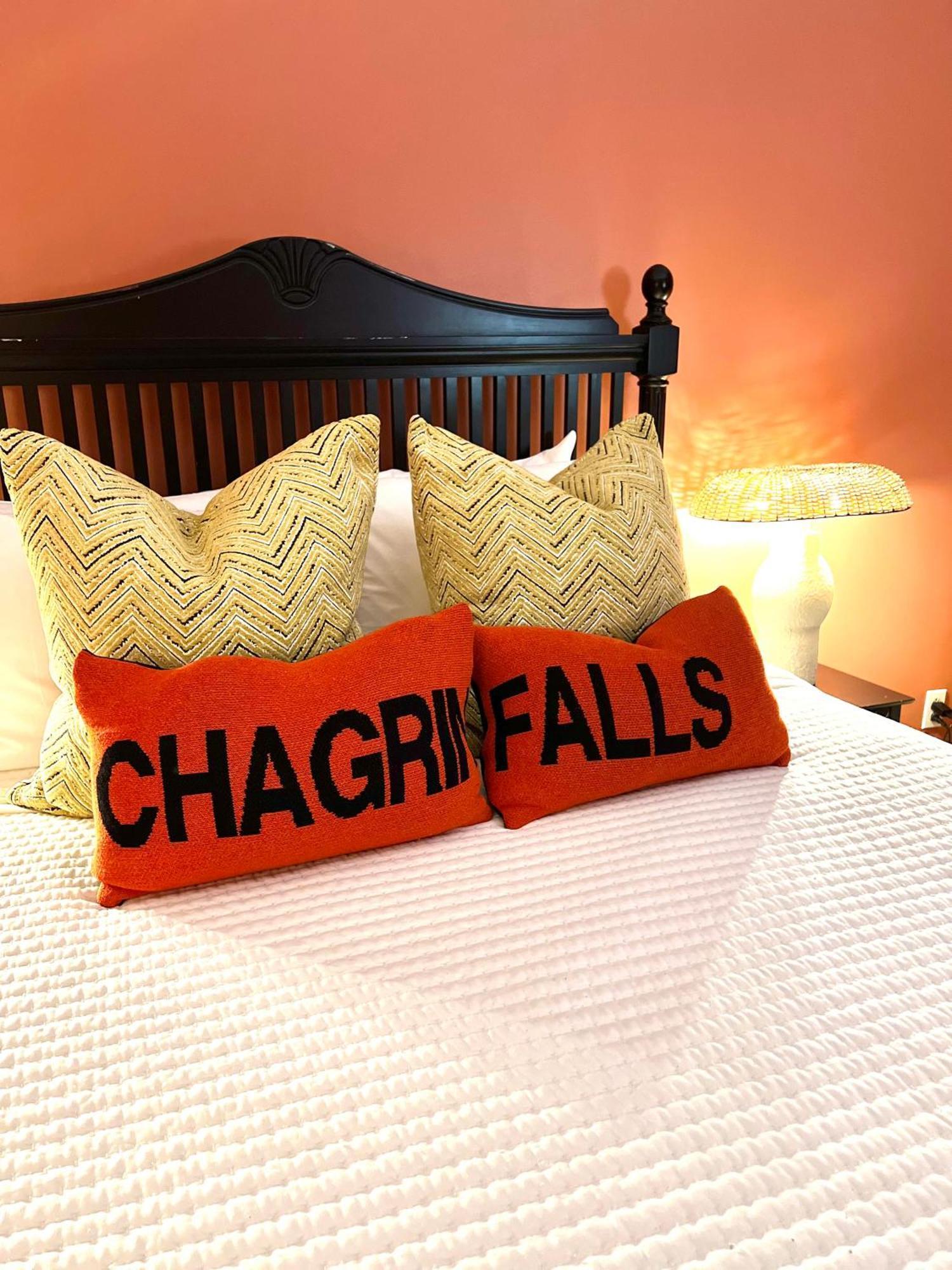 Inn Of Chagrin Chagrin Falls ภายนอก รูปภาพ